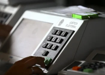 Seu voto nas eleições pode estar em risco se você deixar isso passar até 06/05