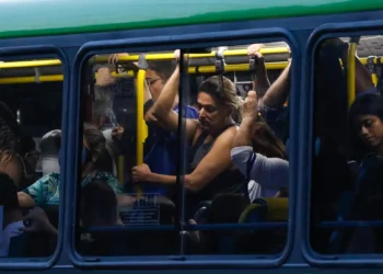 Brasileiros se assustam ao descobrir quanto custa a passagem de ônibus agora