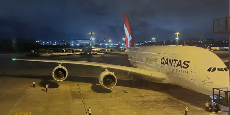 Maior avião do mundo, com capacidade para 525 passageiros, acaba de chegar ao Brasil