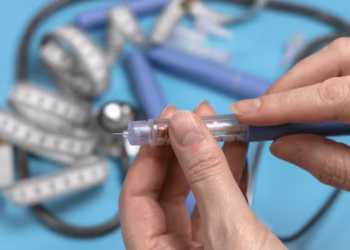 Anvisa dispara alerta para todos brasileiros que usam as canetas para emagrecer