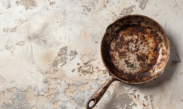 Antes de comprar panelas novas, experimente essa mistura que remove a ferrugem