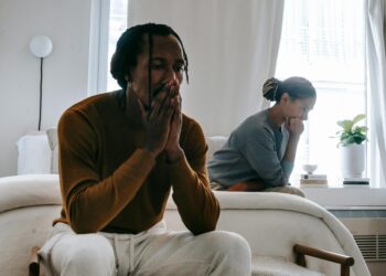 Traição no casamento pode mudar o divórcio? Saiba quando a Justiça leva isso em conta