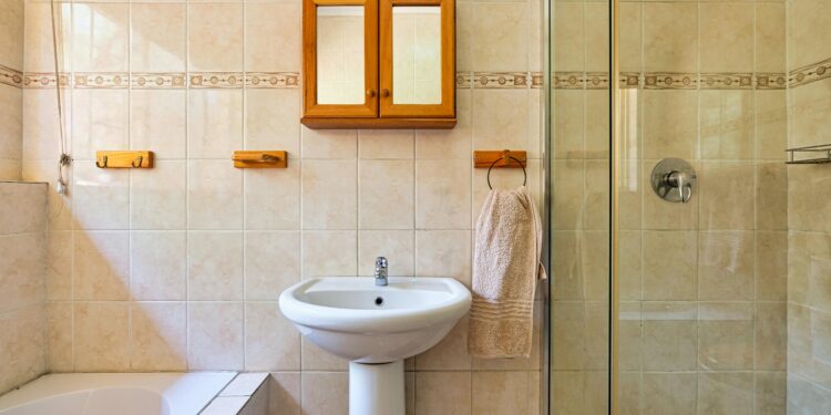 Este erro comum pode estar causando mofo no seu banheiro