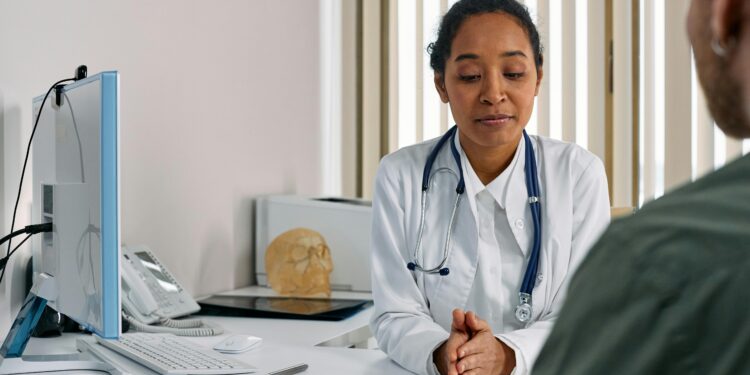 Os 6 tipos de câncer que estão fazendo médicos alertarem todos de 20 a 34 anos