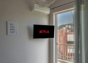 Assinantes brasileiros da Netflix terão motivos para maratonar em fevereiro