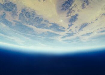 Cientistas alertam para evento raro que pode causar clarão e chuva de meteoros na Terra