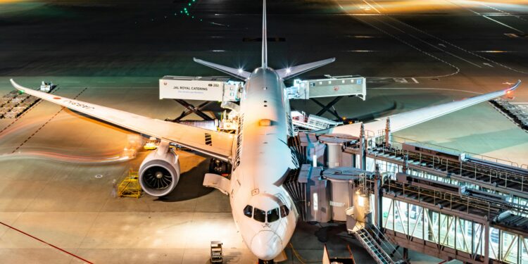 Nova greve paralisa aeroportos e voos são cancelados em todo este país