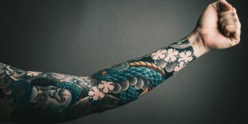 Quem tem tatuagem precisa prestar atenção neste comunicado