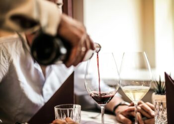 Antes de escolher o próximo vinho, veja os 3 que estão conquistando os especialistas