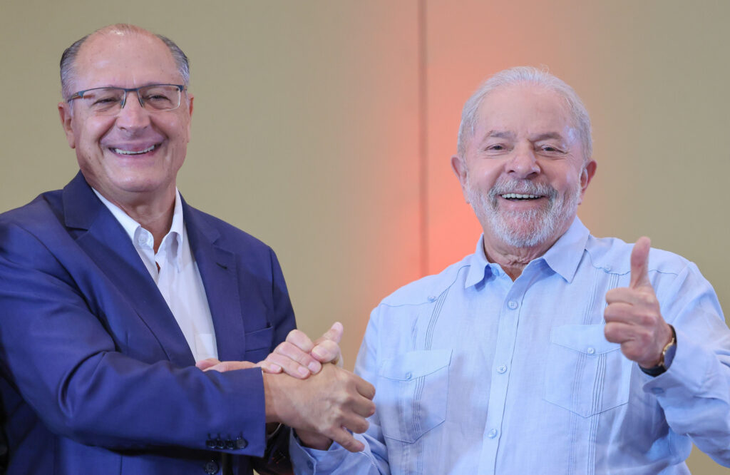 Lula confirma Alckmin como vice de chapa