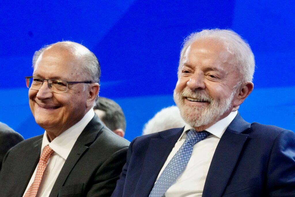 Lula ainda tenta empurrar Alckmin para o Senado