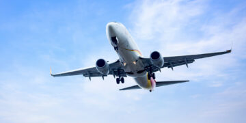 Avião no ar