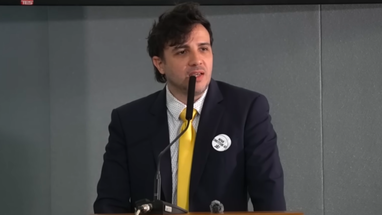 Renan Santos em terceiro lugar na pesquisa Atlasintel