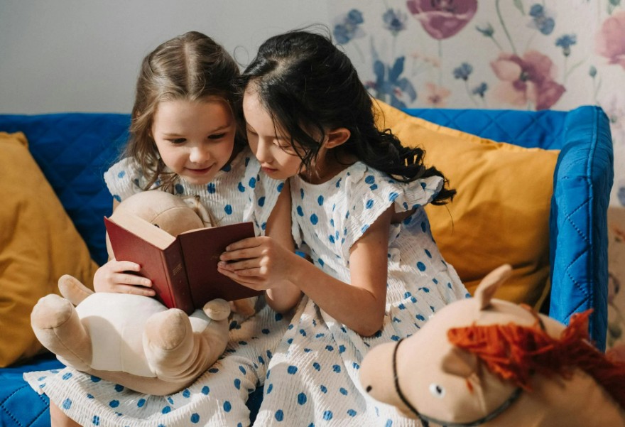 O nome grego de 5 letras eleito o mais bonito do mundo que virou febre no Brasil