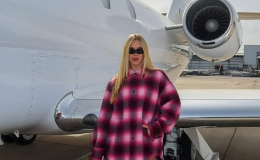 Virginia ostenta acessório milionário que supera o valor de muitas casas no Brasil