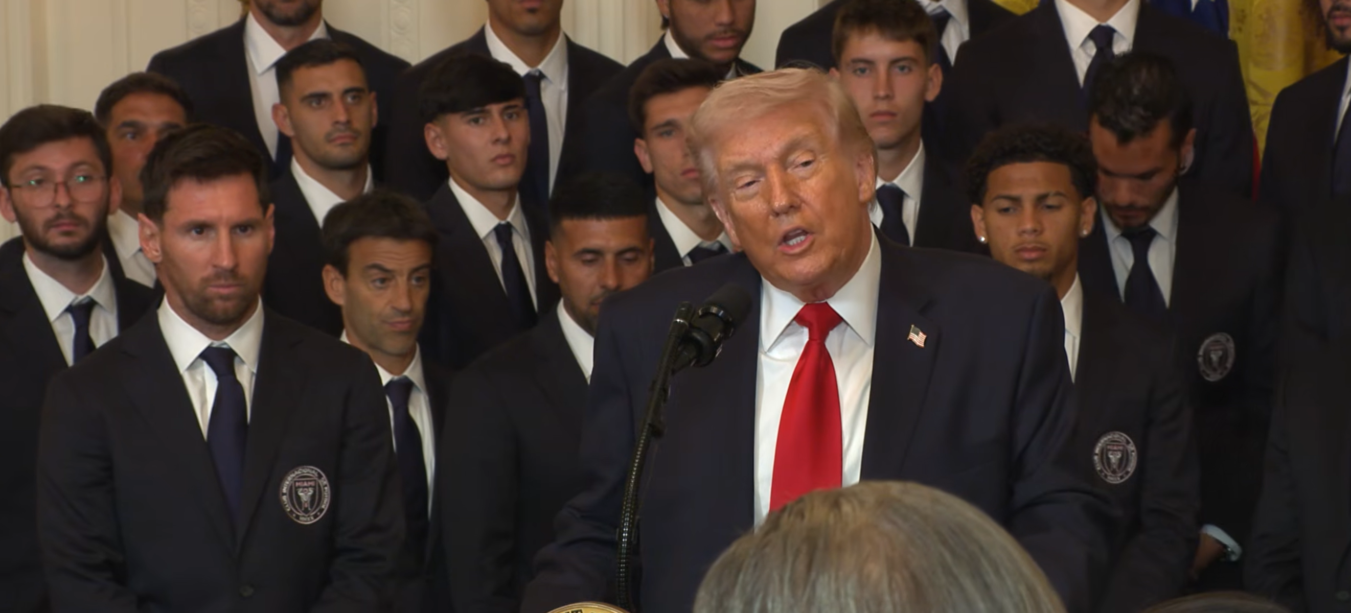 Trump diz que Palmeiras é o "melhor time brasileiro"