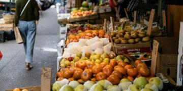 O segredo que nutricionistas usam para escolher frutas perfeitas no mercado