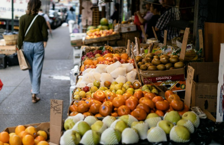 O segredo que nutricionistas usam para escolher frutas perfeitas no mercado e na feira