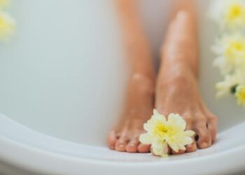 Descubra o segredo caseiro com planta que relaxa pés doendo após um longo dia