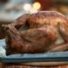 Essas partes do frango parecem inofensivas, mas especialistas recomendam evitar