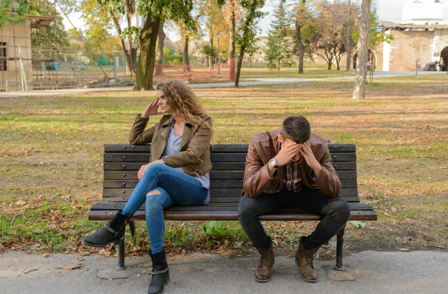 Segundo a psicologia, saber ficar em silêncio pode transformar uma discussão