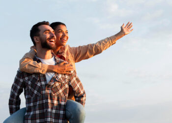 Ilustração de pessoas felizes