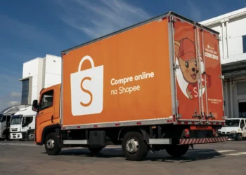 Shopee aposta alto: 220 mil m² para acelerar entregas no Brasil