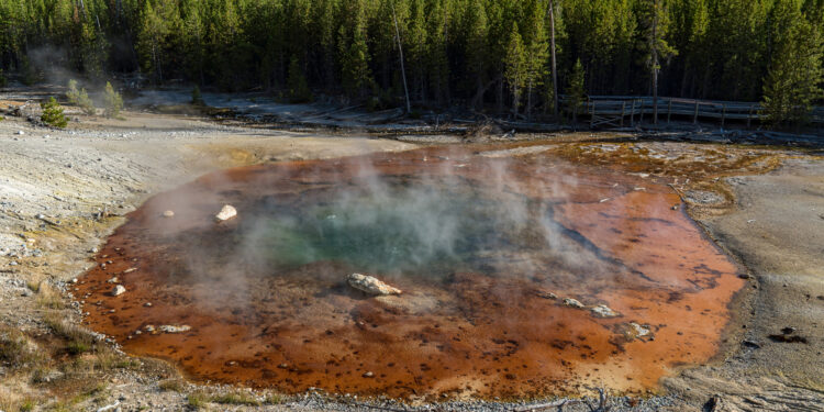 Depois de 6 anos, o "gigante" adormecido desperta e entra em erupção