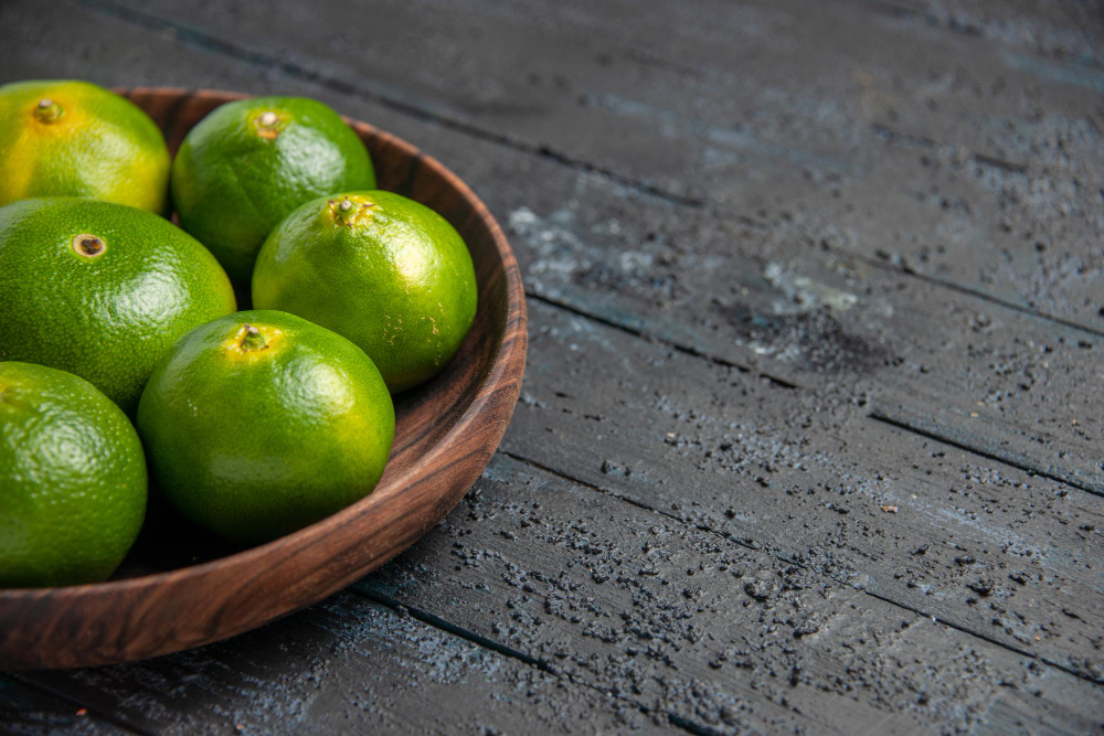 A única maneira correta de guardar limões, segundo um especialista