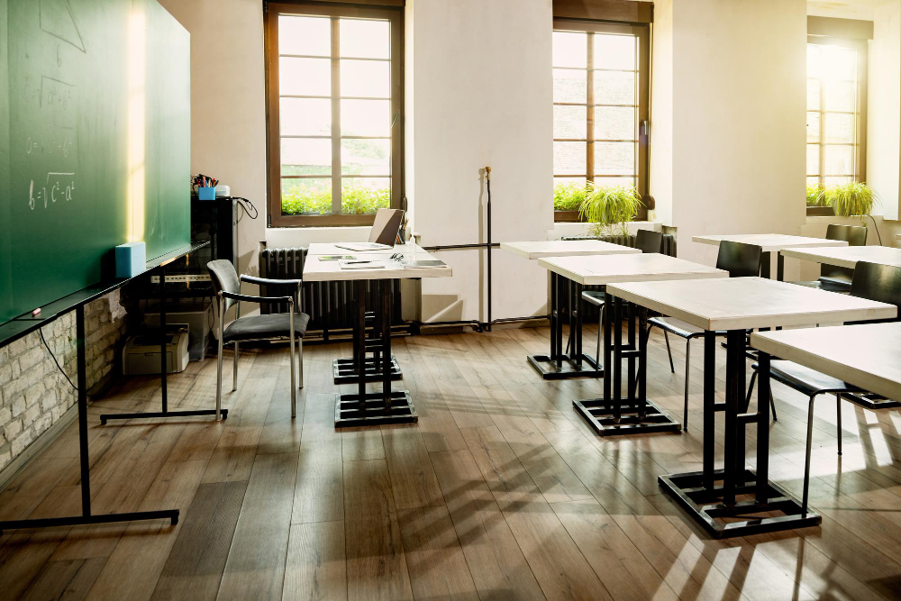 Professores suspendem aulas em Curitiba e podem iniciar nova greve