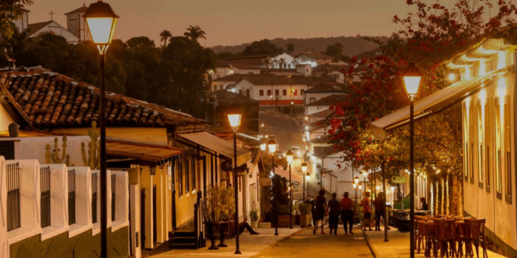 Cidade brasileira que parece ter ficado no século 18 entra na lista dos destinos mais acolhedores do mundo