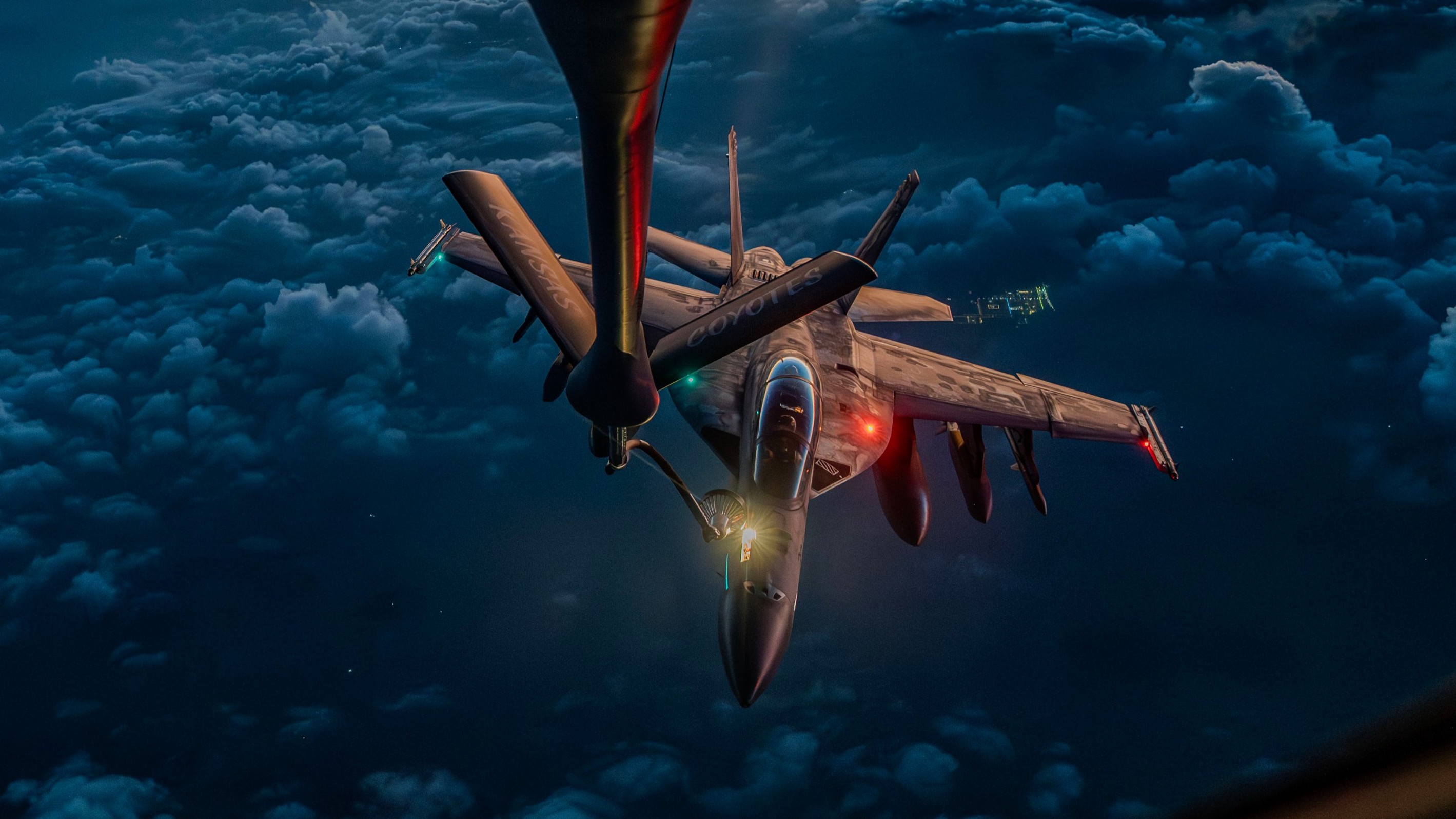 Guerra no Irã consome bilhões de dólares e estoques americanos