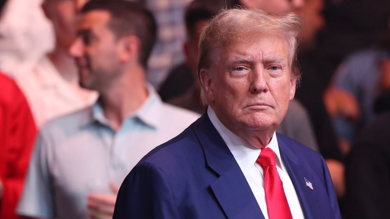 Após ação na Venezuela, Trump diz que terá a honra de tomar outro país na América