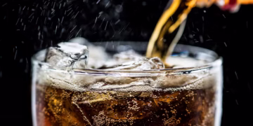 O que acontece com seu corpo quando você para de tomar refrigerante?