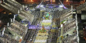 Brasileiros terão que pagar taxa de R$ 499 para aproveitar o Carnaval de 2027