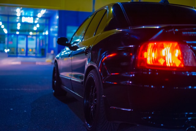 8 coisas que você não deve deixar no carro durante a noite