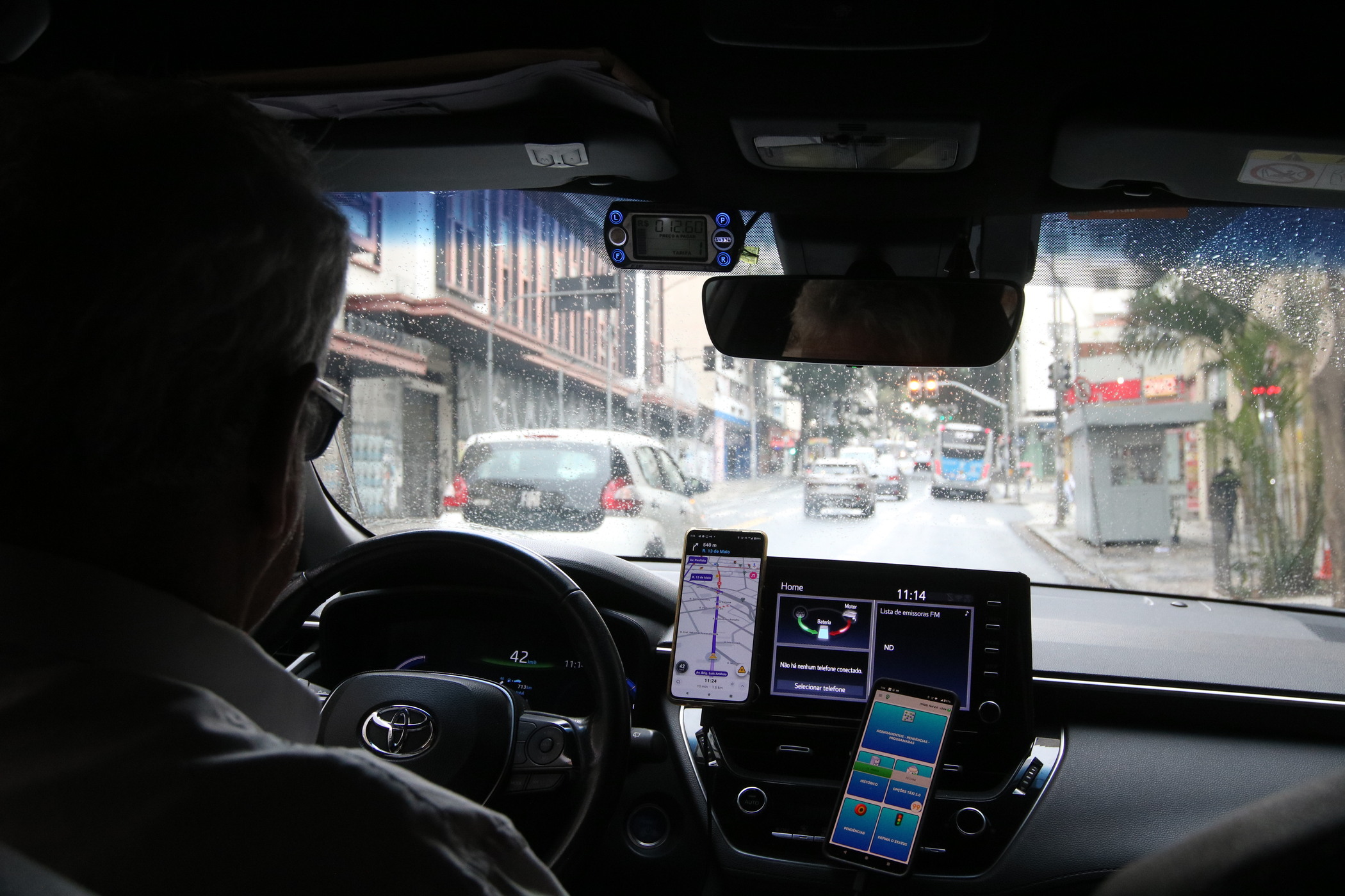 Motoristas de aplicativo se dividem sobre regulamentação