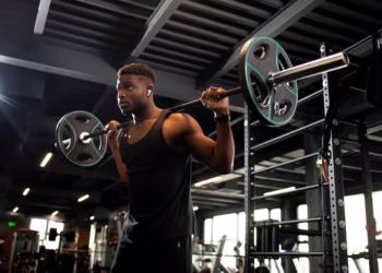 Cientistas afirmam que esta é a quantidade de treino de força realmente necessária para ganhar massa muscular