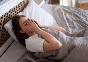 Esses 4 problemas de sono podem ser sinais de alerta para demência