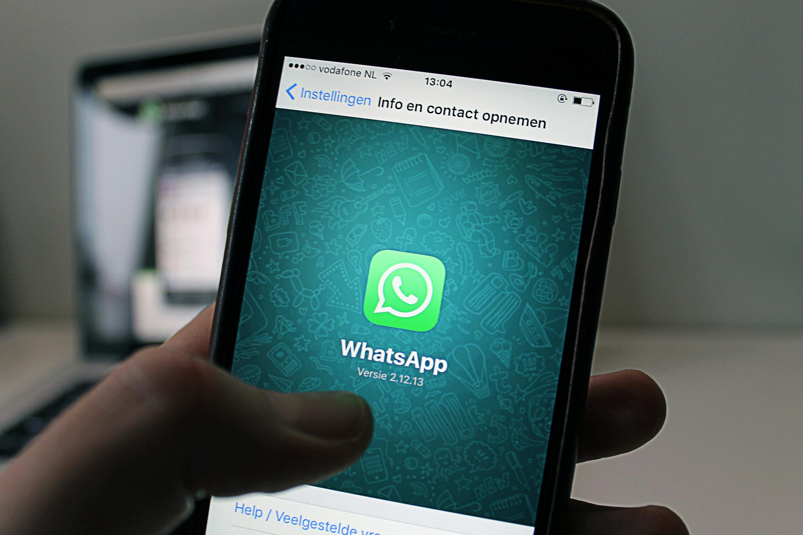 Nova mudança vai fazer usuários pagarem para enviar mensagens no WhatsApp