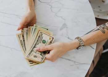 Os “ricos silenciosos”: 3 sinais de que seu vizinho tem mais dinheiro do que você imagina