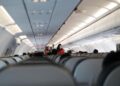 Quem se comportar mal em avião pode pagar até R$ 17,5 mil de multa