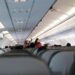 Quem se comportar mal em avião pode pagar até R$ 17,5 mil de multa
