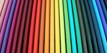 Quais são as cores que as pessoas hipócritas escolhem, segundo a psicologia