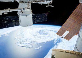 Descobriram um novo planeta parecido com a Terra: é 7x maior e um ano dura 61 dias