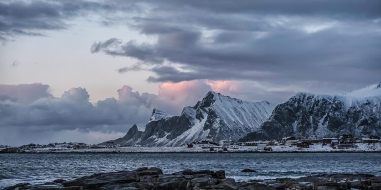 Cientistas emitem alerta após fazerem descoberta assustadora no Ártico