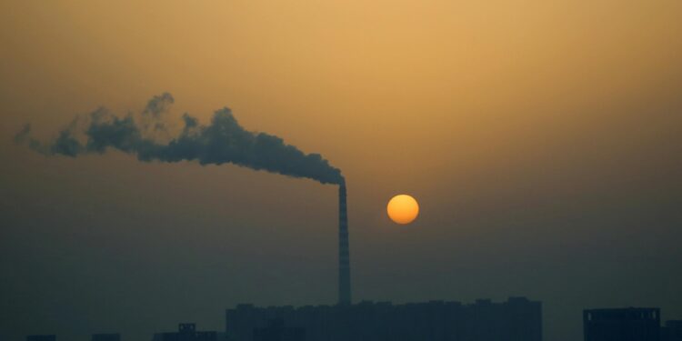 Substância que não vemos no ar pode provocar mudanças no corpo humano, diz estudo