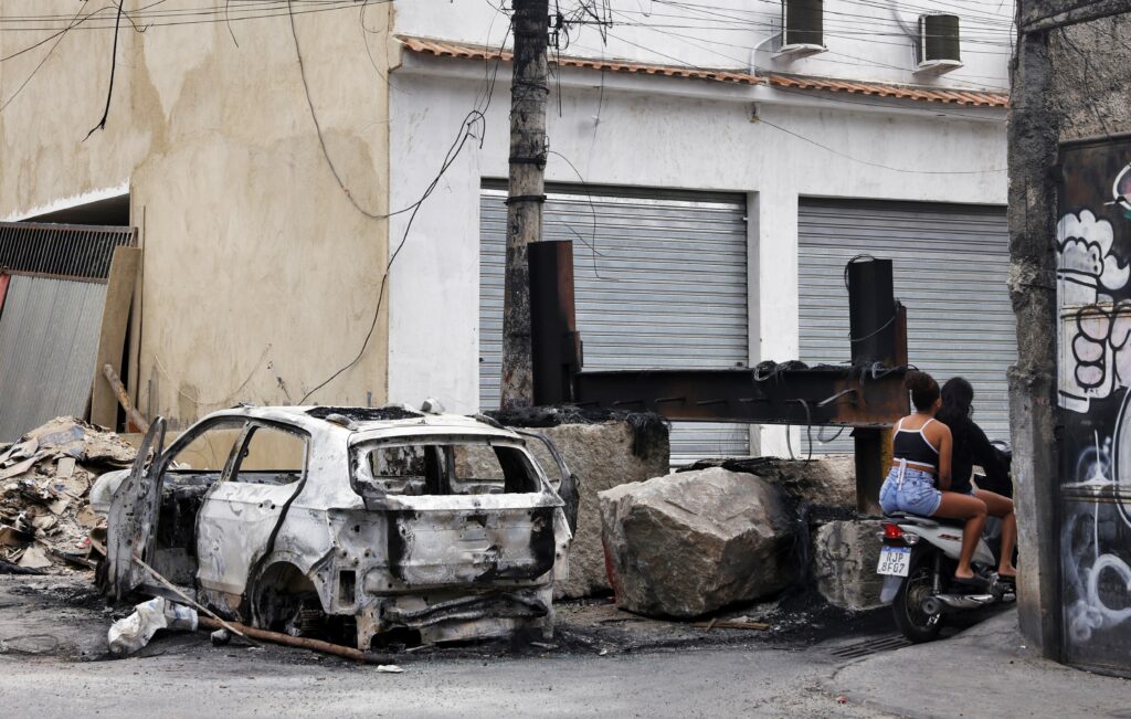 De faccionados para terroristas