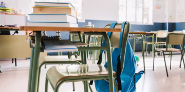 Governo anuncia fechamento de escolas em abril no Brasil inteiro