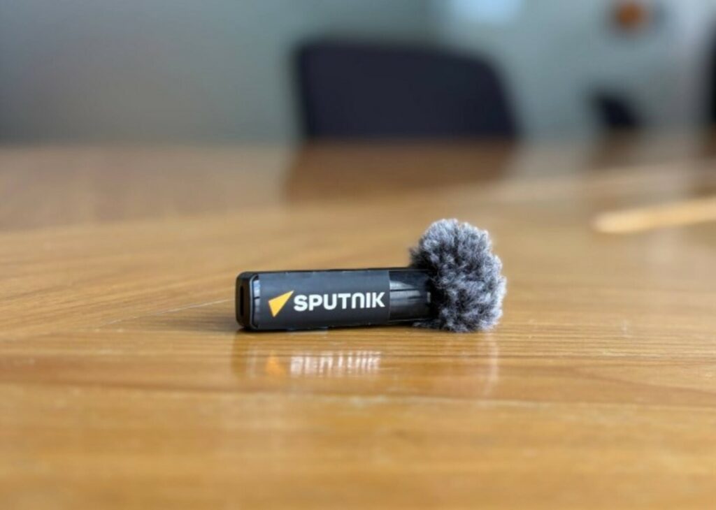 Celso Amorim com crachá da Rússia?